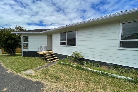 Photo of property in 27 Blanche Way, Half Moon Bay, Auckland, 2012