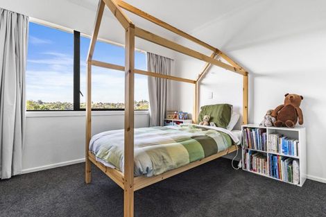 Photo of property in 3/52 Thatcher Street, Mission Bay, Auckland, 1071