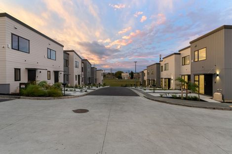 Photo of property in 27 Awhi Lane, Massey, 0614