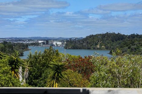 Photo of property in 1/180 Manuka Road, Bayview, Auckland, 0629