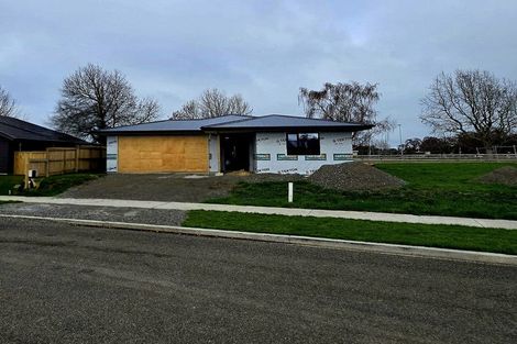 Photo of property in 10 Campbell Place, Marton, 4710