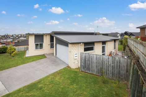 Photo of property in 13 Castleton Way, Flagstaff, Hamilton, 3210