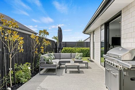 Photo of property in 4 Willow Way, Sunnyhills, Auckland, 2010