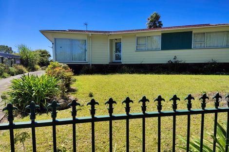 Photo of property in 51 Sikkim Crescent, Clover Park, Auckland, 2019