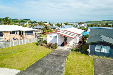 Photo of property in 1a Uenuku Avenue, Raglan, 3225