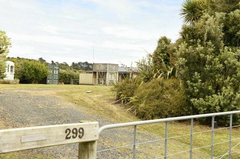 Photo of property in 299 Big Bay Road, Manukau Heads, Awhitu, 2684