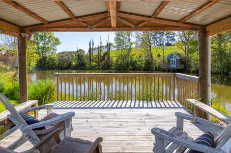 Photo of property in 11 Pah Hill Road, Wharehine, Wellsford, 0973