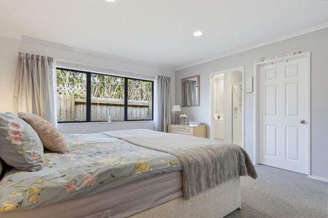 Photo of property in 27 Amberley Crescent, Bethlehem, Tauranga, 3110