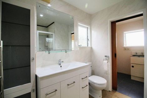 Photo of property in 12 Hazelmay Place, Bucklands Beach, Auckland, 2014