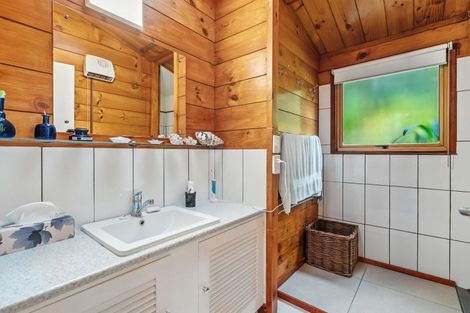 Photo of property in 7 Waimahanga Road, Onerahi, Whangarei, 0110