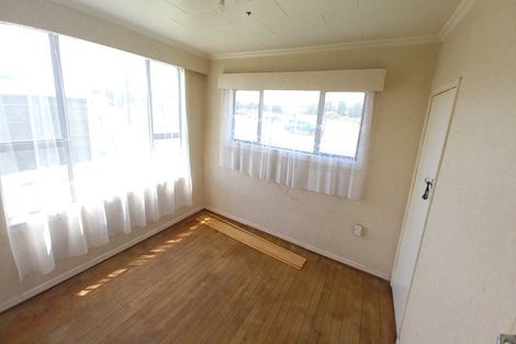 Photo of property in 1 Main Road, Tuatapere, 9620