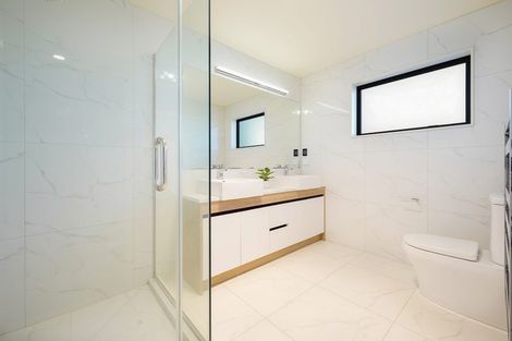 Photo of property in 17 Toanui Road, Hobsonville, Auckland, 0616