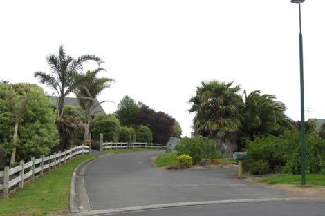 Photo of property in 32 Amber Place, Waimauku, 0812