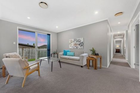 Photo of property in 9 Mcneish Place, Pokeno, 2402