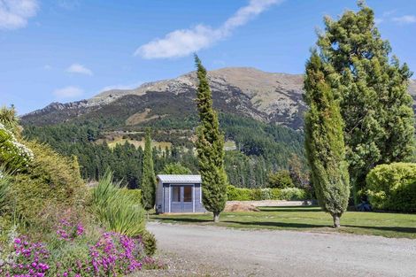 Photo of property in 17 Parry Crescent, Lake Hawea, 9382
