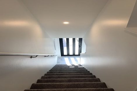 Photo of property in 2/97 Whites Line East, Waiwhetu, Lower Hutt, 5010