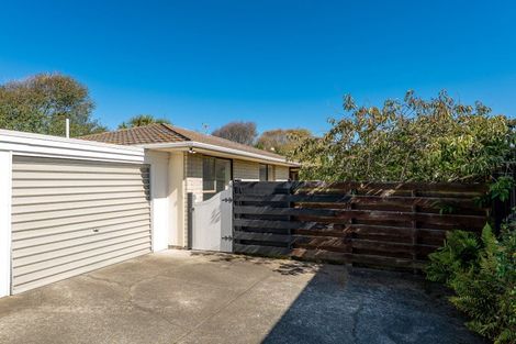 Photo of property in 2/88 Pine Avenue, New Brighton, Christchurch, 8061