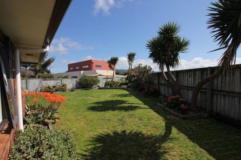 Photo of property in 52 Kupe Drive, Whitianga, 3510