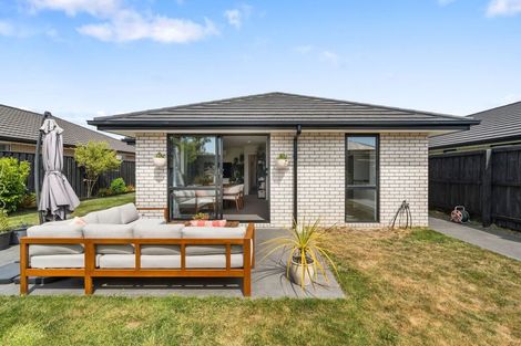 Photo of property in 32 Conailus Street, Halswell, Christchurch, 8025