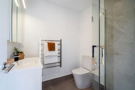 Photo of property in 12 Mahinga Kai Way, Belmont, Auckland, 0622