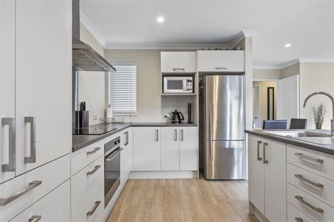 Photo of property in 3/502 Harewood Road, Harewood, Christchurch, 8051