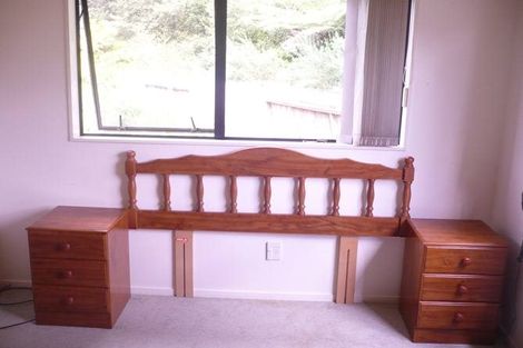 Photo of property in 28 Ronald Macken Place, Windsor Park, Auckland, 0632