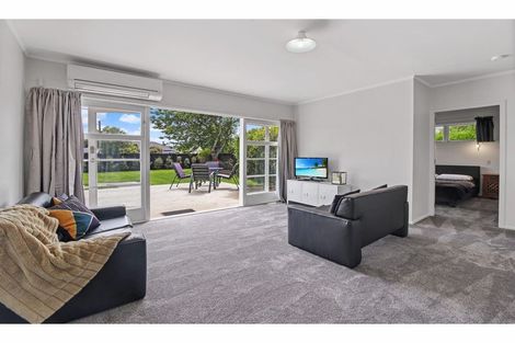 Photo of property in 1/65 Middlepark Road, Sockburn, Christchurch, 8042