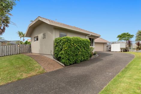 Photo of property in 14 Cloverlea Walk, Welcome Bay, Tauranga, 3112