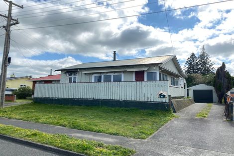 Photo of property in 78 Matai Street, Castlecliff, Whanganui, 4501