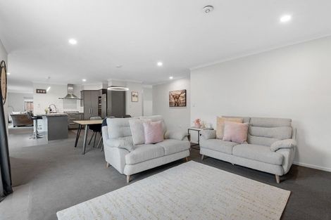 Photo of property in 28 Carroll Place, Owhata, Rotorua, 3010