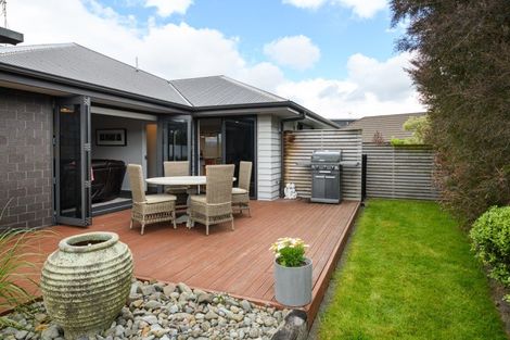 Photo of property in 25 Trump Place, Kelvin Grove, Palmerston North, 4414