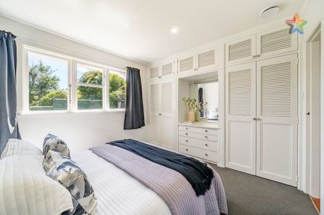 Photo of property in 24 Martin Grove, Normandale, Lower Hutt, 5010