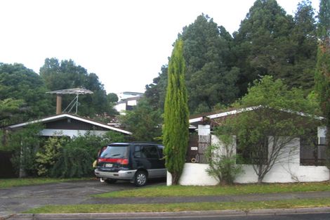 Photo of property in 6 Gretel Place, Hillcrest, Auckland, 0627