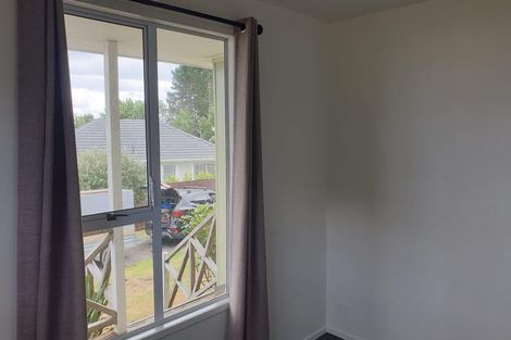 Photo of property in 5 Rapaki Place, Te Atatu Peninsula, Auckland, 0610