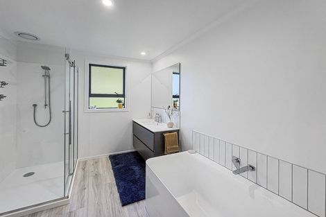 Photo of property in 1 Aotea Crescent, Gore, 9710