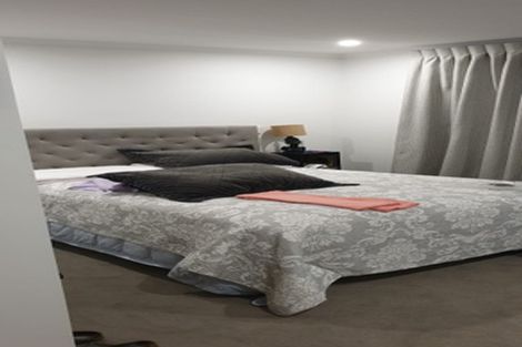 Photo of property in 2/45 Rawhiti Road, One Tree Hill, Auckland, 1061