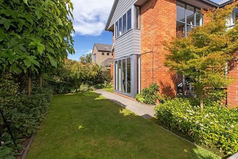 Photo of property in 89a Hawthorne Street, Strowan, Christchurch, 8052