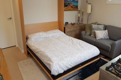 Photo of property in 83 Pirie Street, Mount Victoria, Wellington, 6011