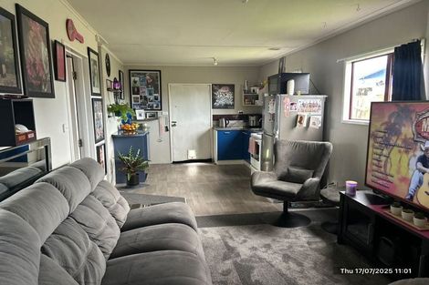 Photo of property in 59 River Road, Masterton, 5810