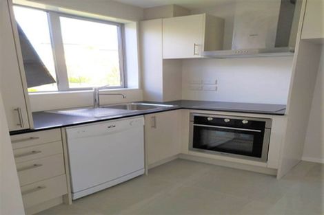 Photo of property in 31/11 Ray Small Drive, Papakura, 2110