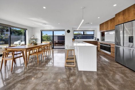 Photo of property in 12 Te Ara O Ngakeiha, Fitzroy, New Plymouth, 4312