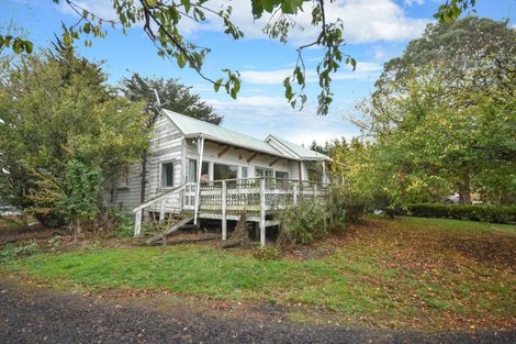 Photo of property in 369 Maungatua Road, Woodside, Outram, 9073