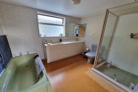 Photo of property in 10 Wilton Road, Wadestown, Wellington, 6012