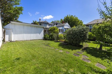 Photo of property in 29 Herne Bay Road, Herne Bay, Auckland, 1011