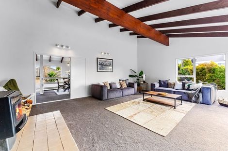 Photo of property in 8 Widmore Drive, Massey, Auckland, 0614