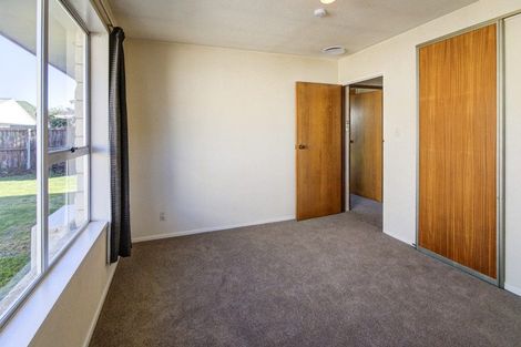 Photo of property in 19 Broadfell Avenue, Avonhead, Christchurch, 8042