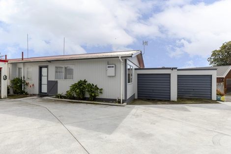 Photo of property in 4/311 Carrington Street, Vogeltown, New Plymouth, 4310