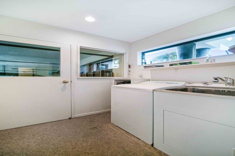 Photo of property in 26 Windsong Court, Northpark, Auckland, 2013
