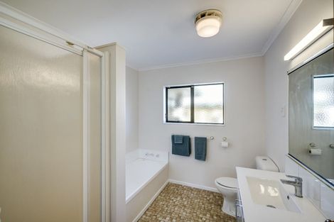 Photo of property in 143b Auckland Road, Greenmeadows, Napier, 4112