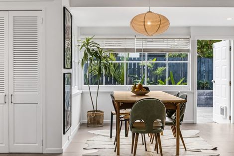 Photo of property in 8 Cadman Avenue, Waterview, Auckland, 1026